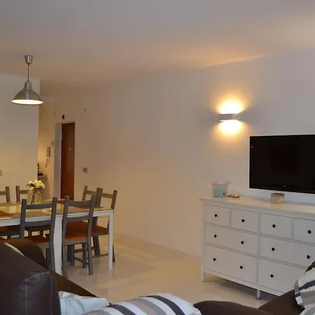 Vialia Ave Zona De Ocio Y Playa 말라가