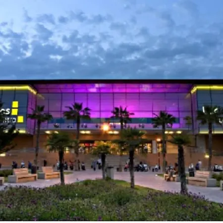 Vialia Estacion Ave Y Tren Apartment Malaga